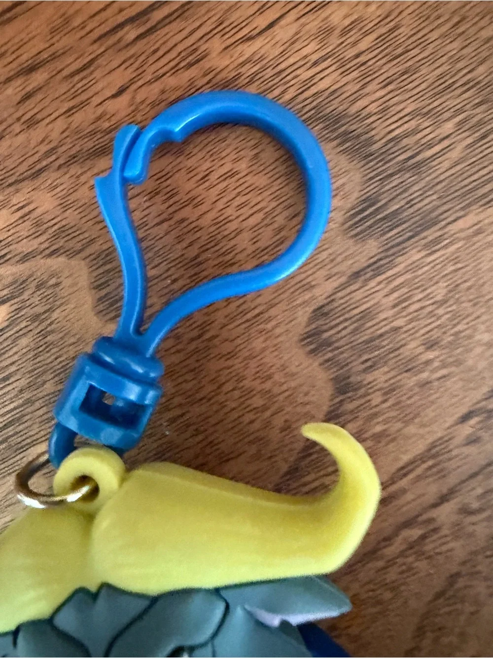 Disney Zootopia Chief Bogo Cape Buffalo Police Captain Clip-On Keychain Bag Acce